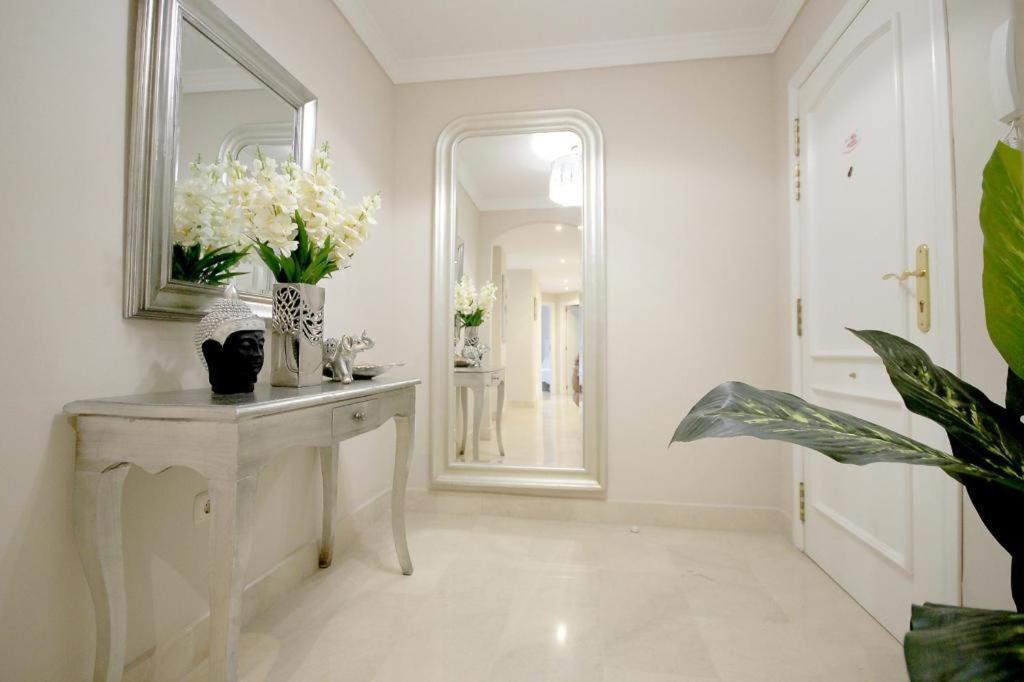 Spacious Near To Nikki Beach Apartament